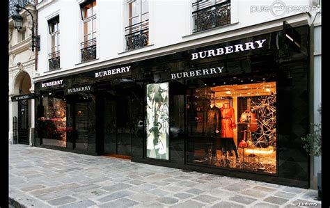 burberry rue du faubourg saint honoré|la rue saint honoré.